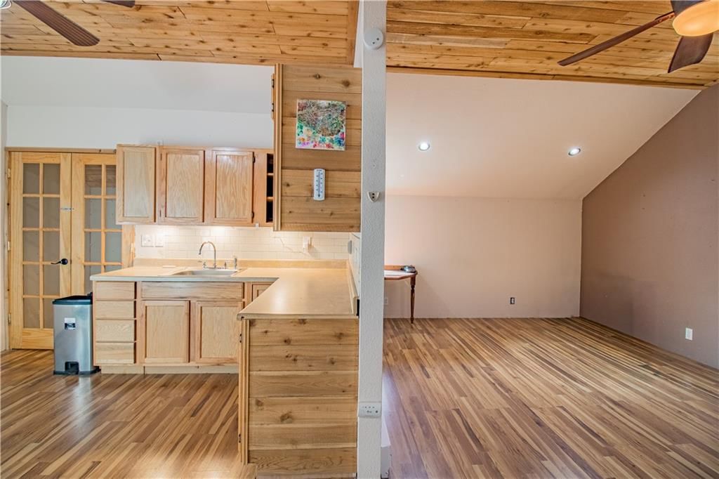 115 W Marshall Street — photo 27