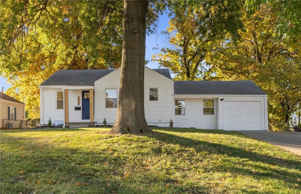 8613 W 54TH Terrace, Merriam, KS