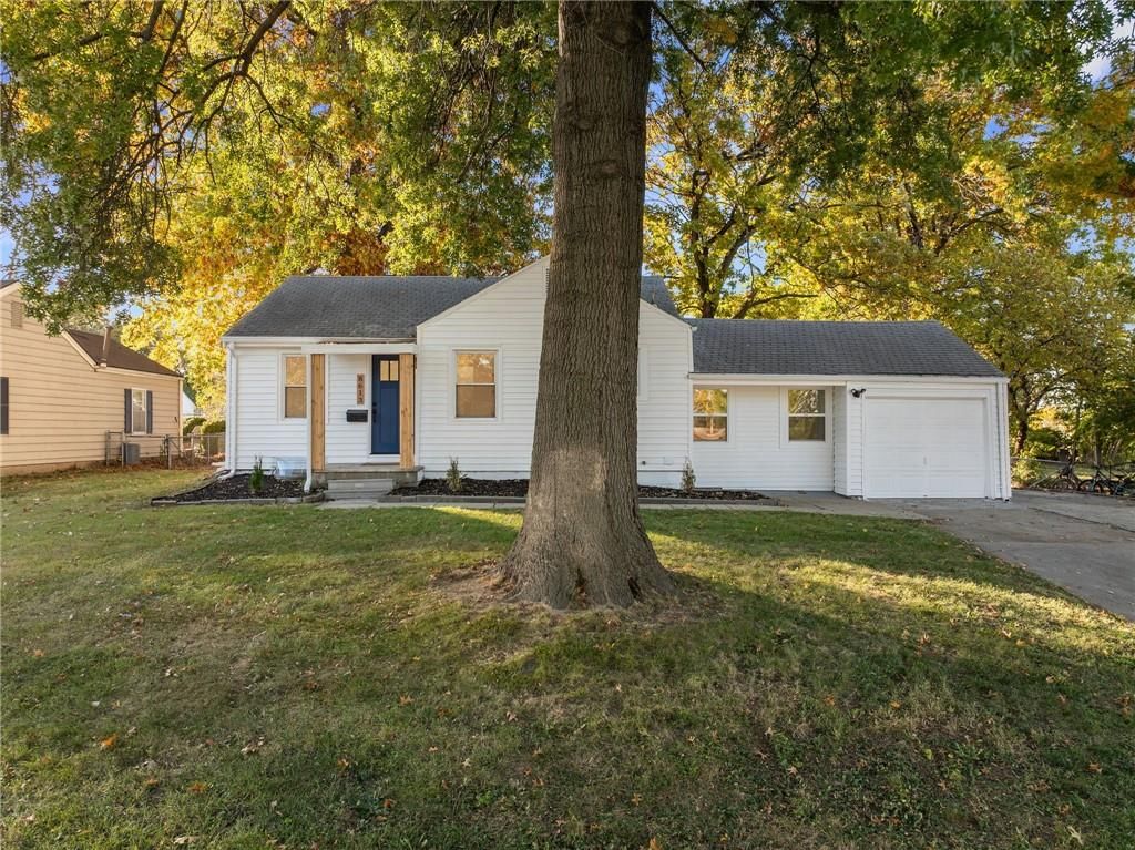 8613 W 54TH Terrace — photo 36
