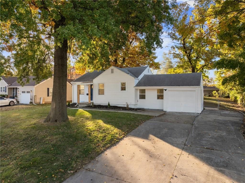 8613 W 54TH Terrace — photo 37