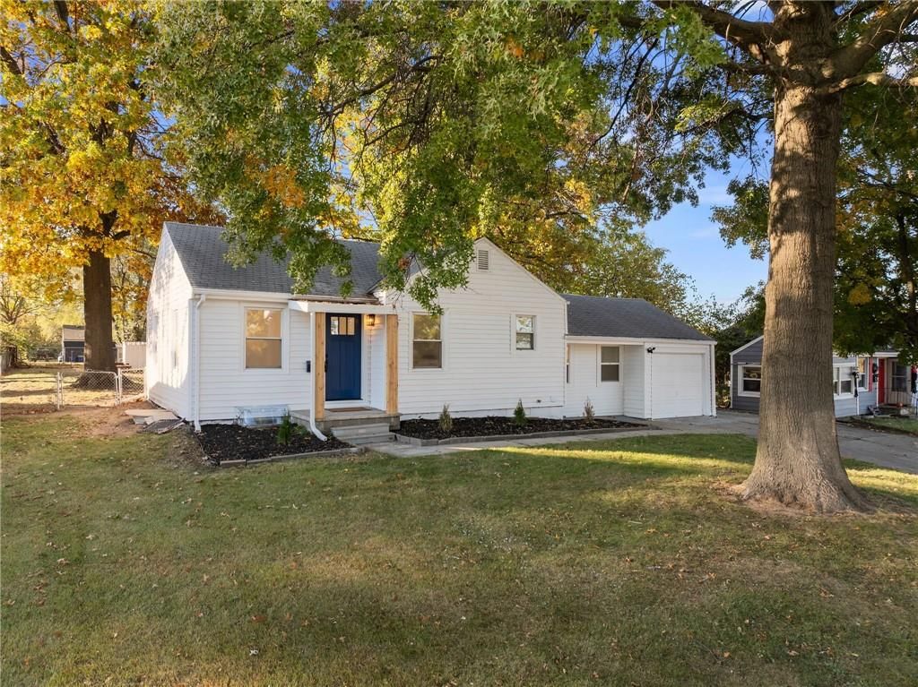 8613 W 54TH Terrace — photo 38