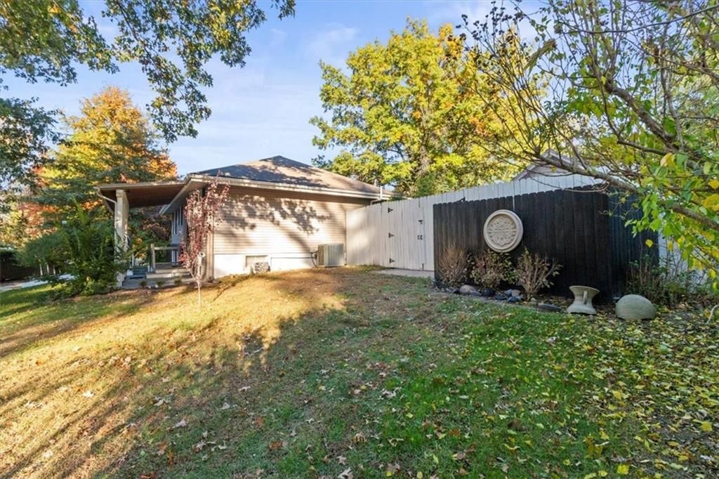 207 N Paul Drive — photo 3