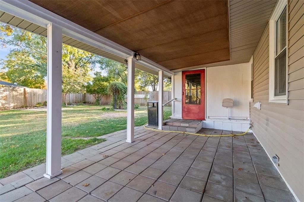 207 N Paul Drive — photo 25