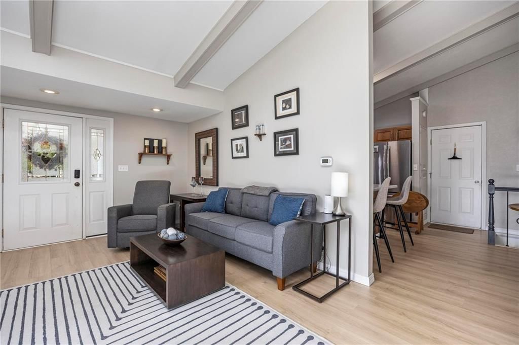 1401 Woodland Terrace N/A — photo 5