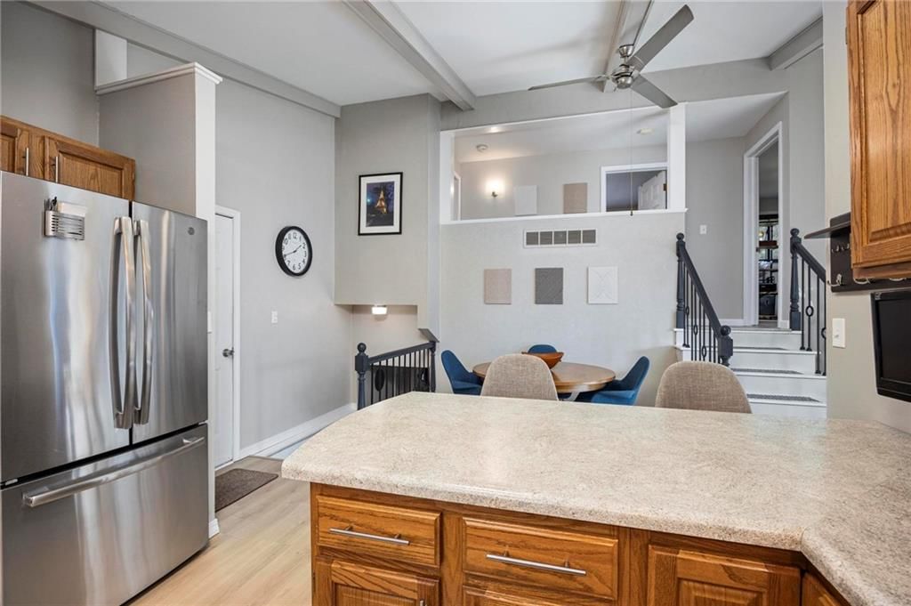 1401 Woodland Terrace N/A — photo 12