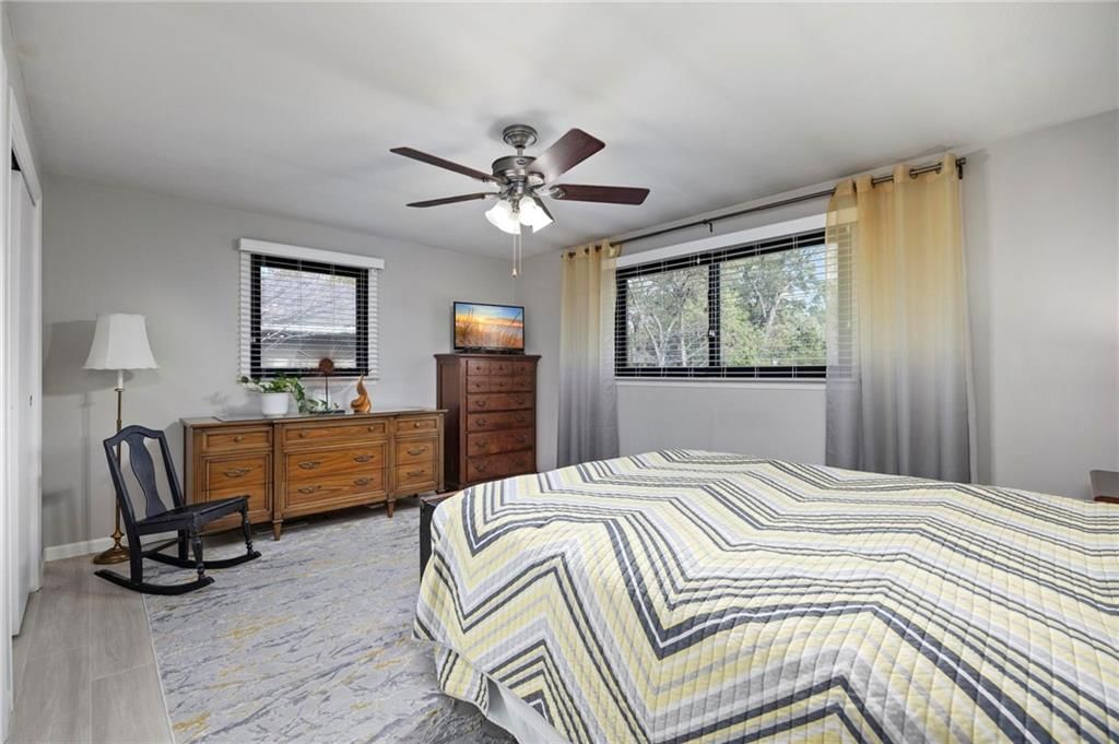 1401 Woodland Terrace N/A — photo 15