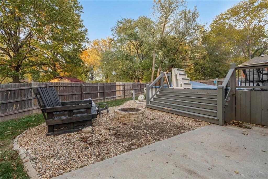 3213 NW Canterbury Place — photo 33