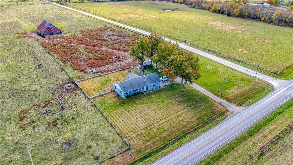 690 SW 58 Highway — photo 42