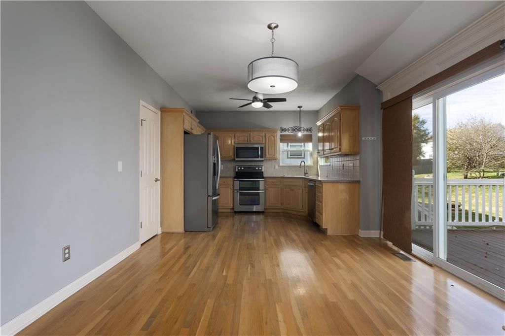 414 Killarney Lane — photo 8