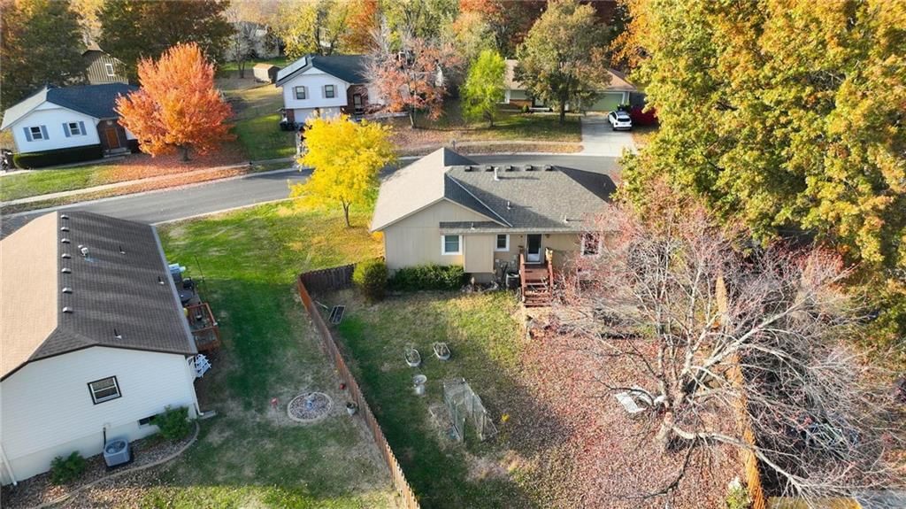 16821 Blaine Avenue — photo 23