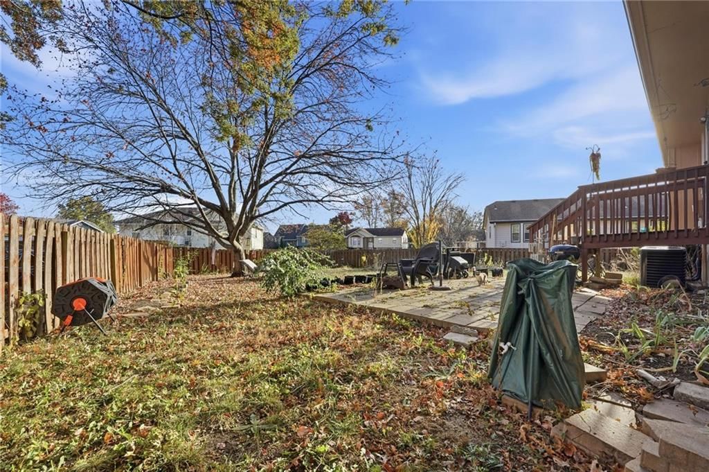 16821 Blaine Avenue — photo 32