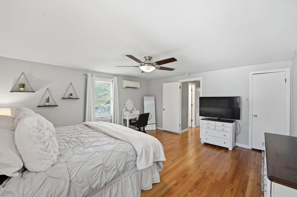 6419 W 62nd Street — photo 28