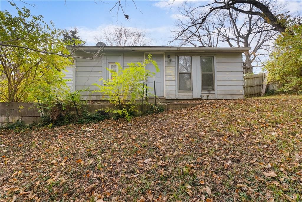8806 E 55th Street — photo 15