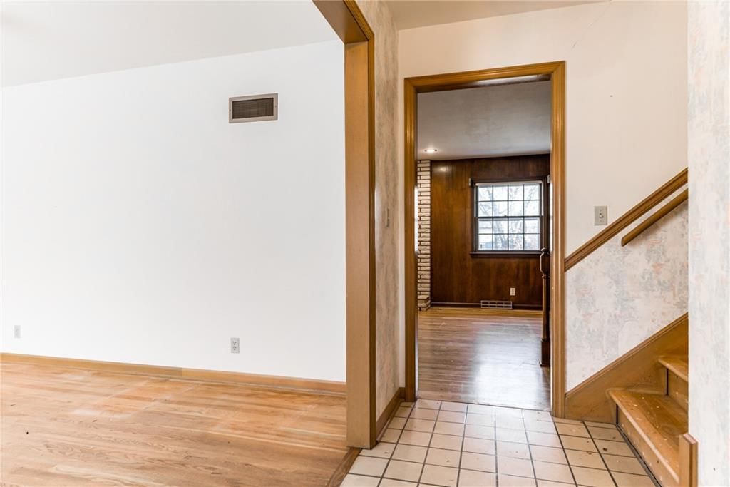 8809 Outlook Drive — photo 15