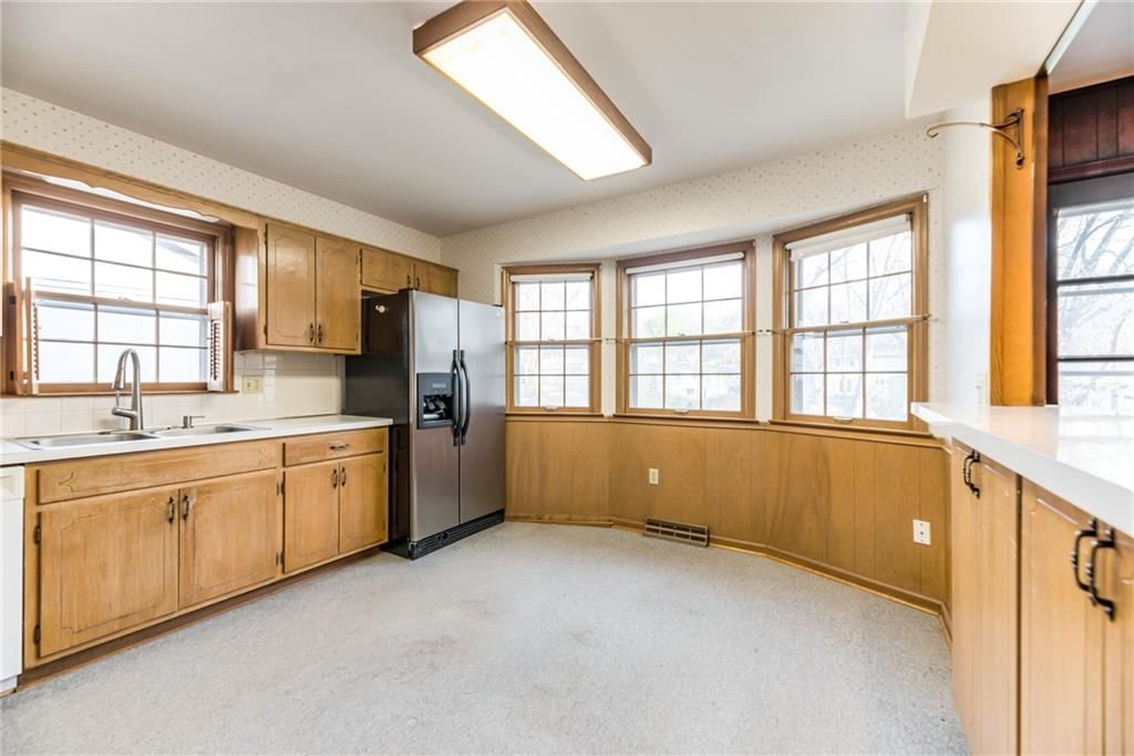 8809 Outlook Drive — photo 21