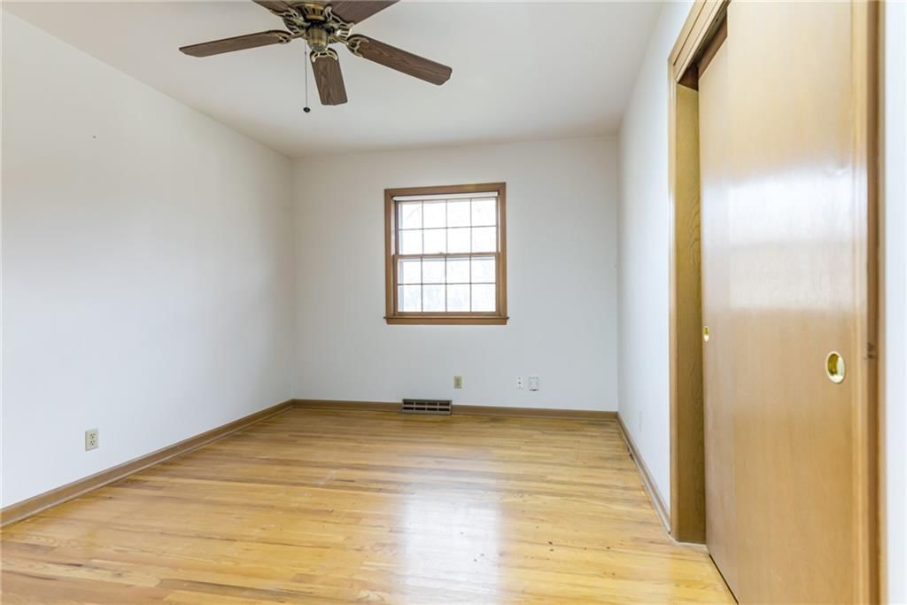 8809 Outlook Drive — photo 34