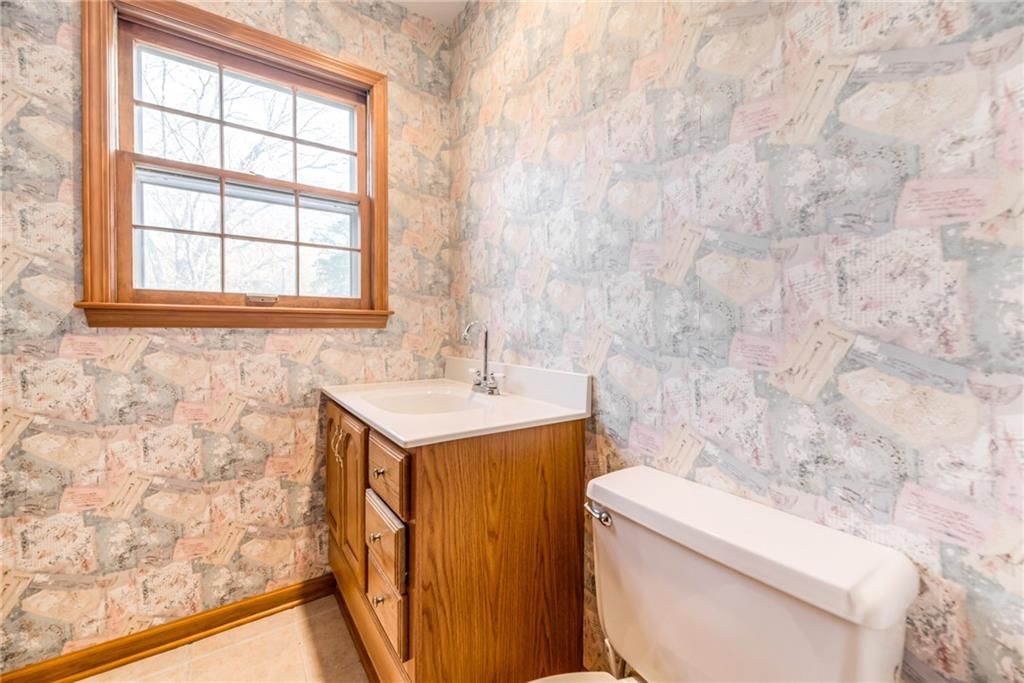 8809 Outlook Drive — photo 39