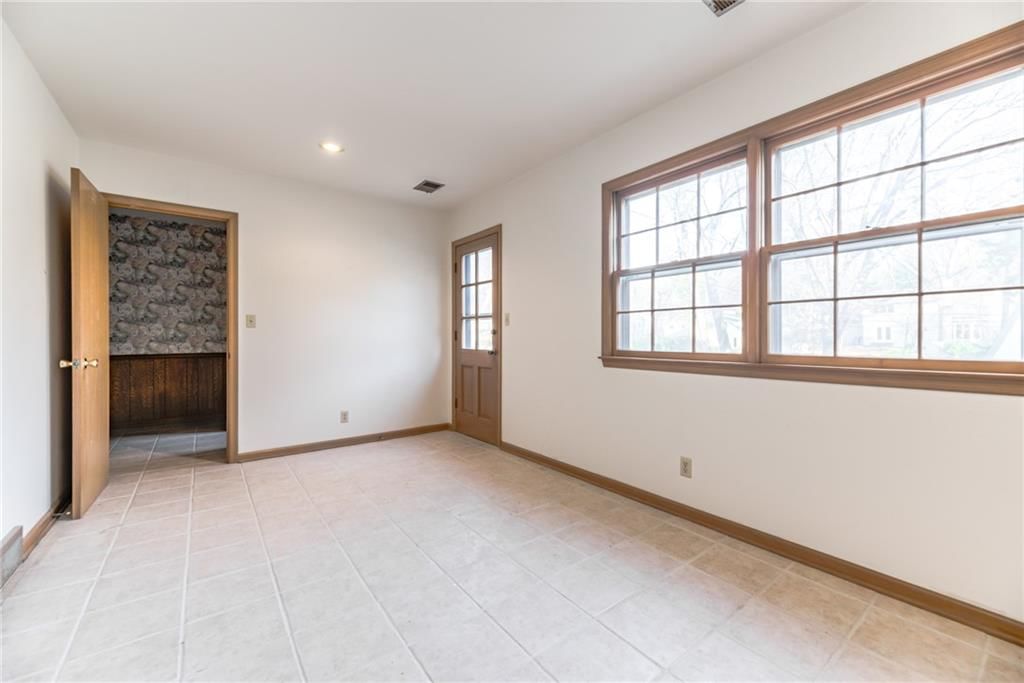 8809 Outlook Drive — photo 41