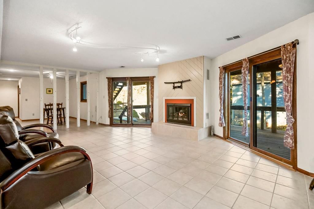 779 NW SOUTH SHORE Drive — photo 24