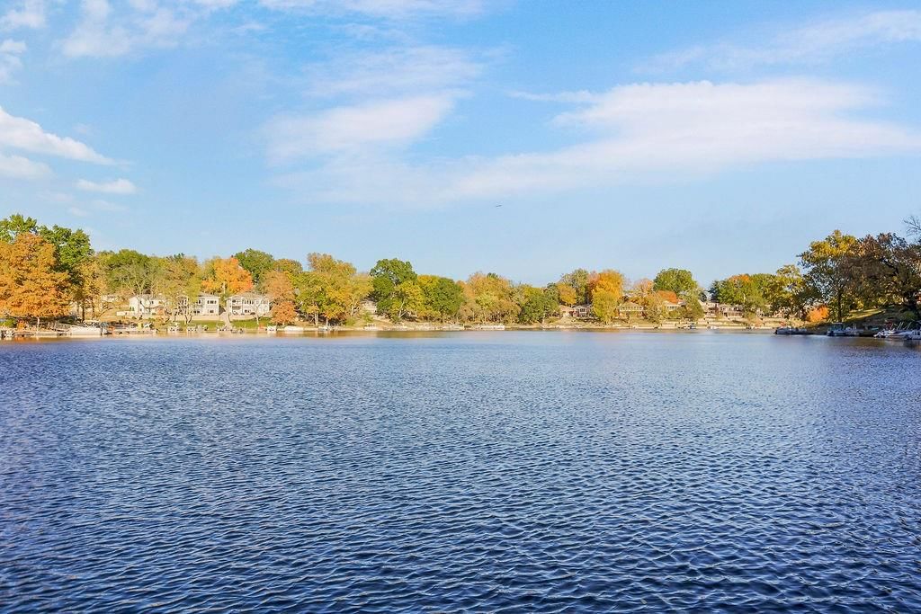 779 NW SOUTH SHORE Drive — photo 32