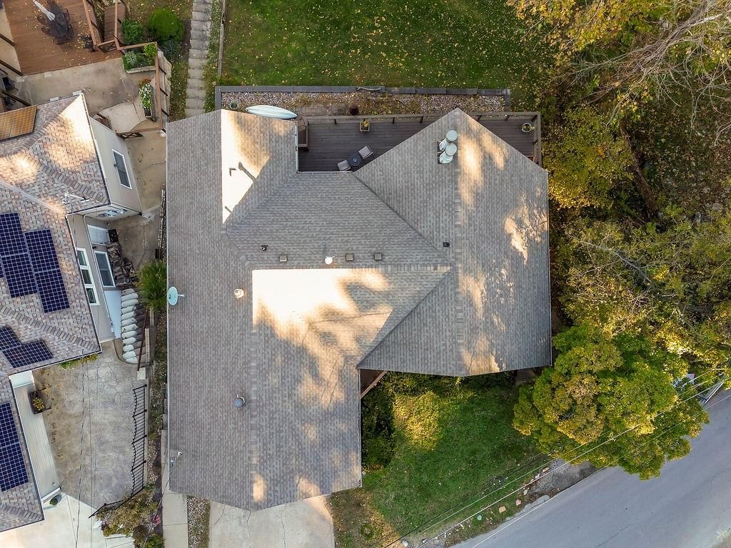 779 NW SOUTH SHORE Drive — photo 35