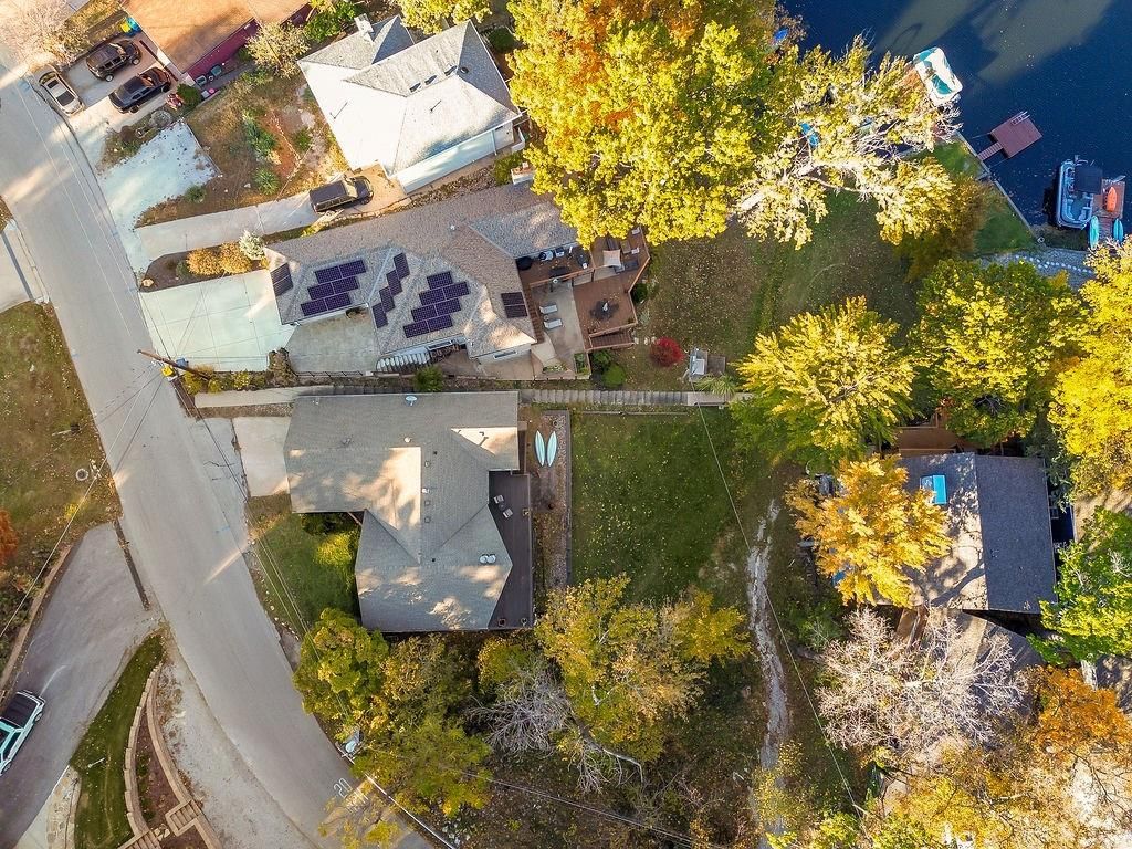 779 NW SOUTH SHORE Drive — photo 36