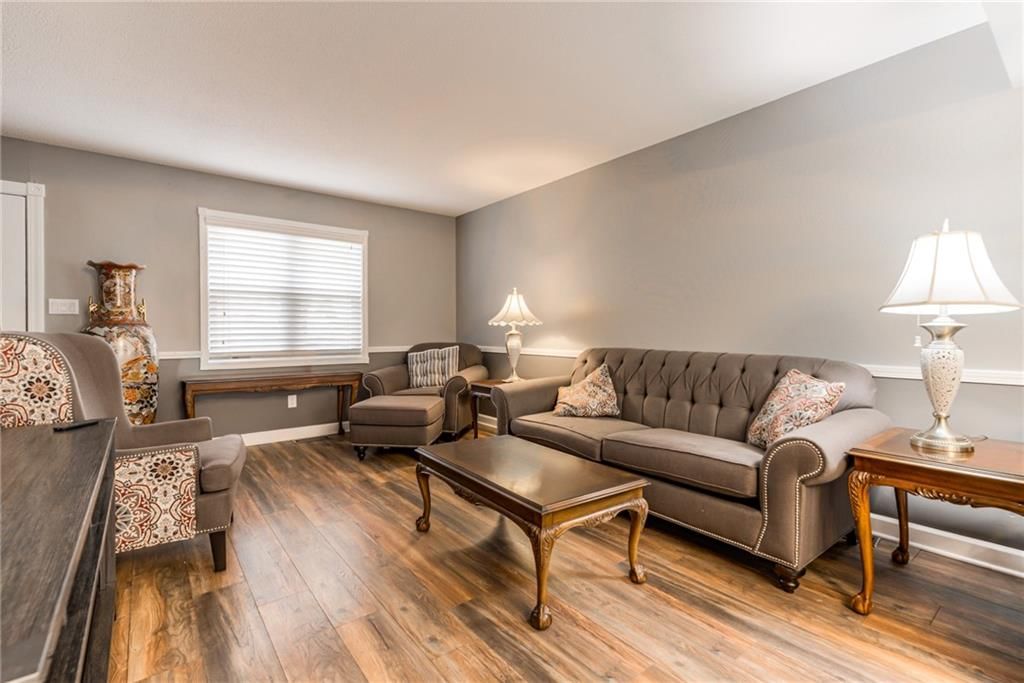 6968 NW Chapel Woods Lane — photo 6