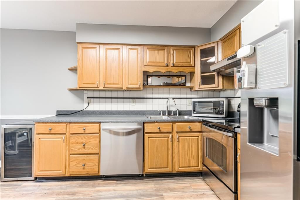 6968 NW Chapel Woods Lane — photo 10