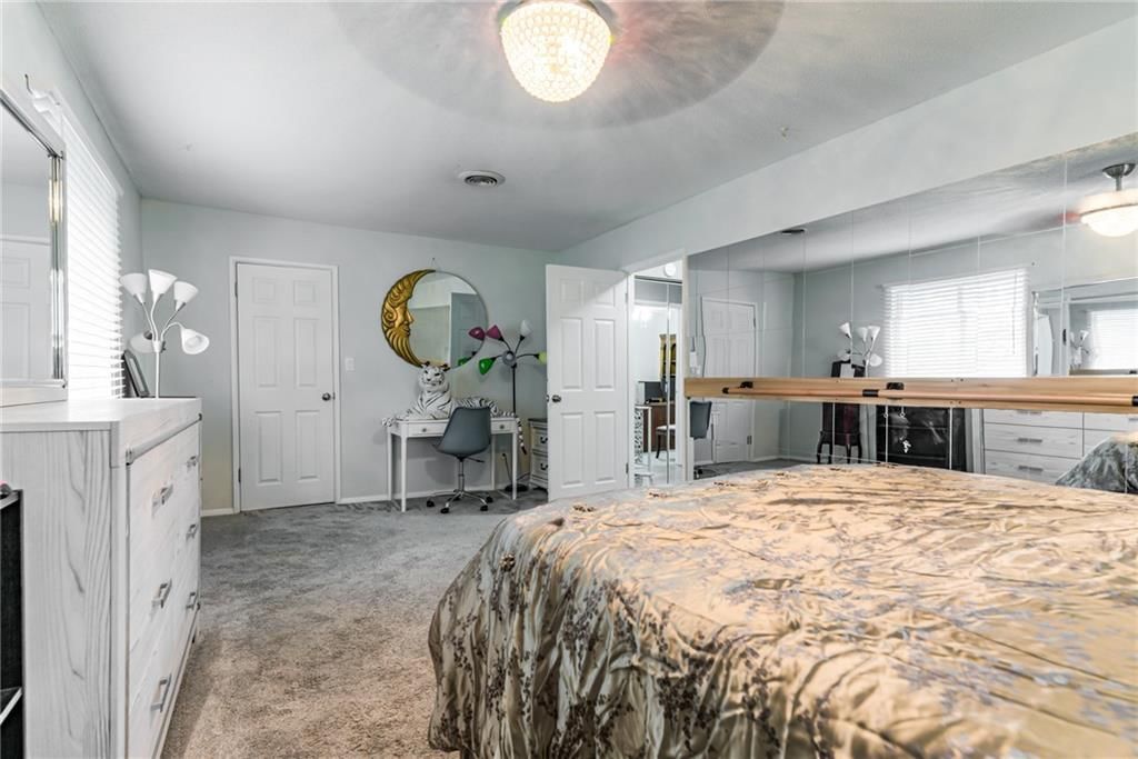 6968 NW Chapel Woods Lane — photo 16