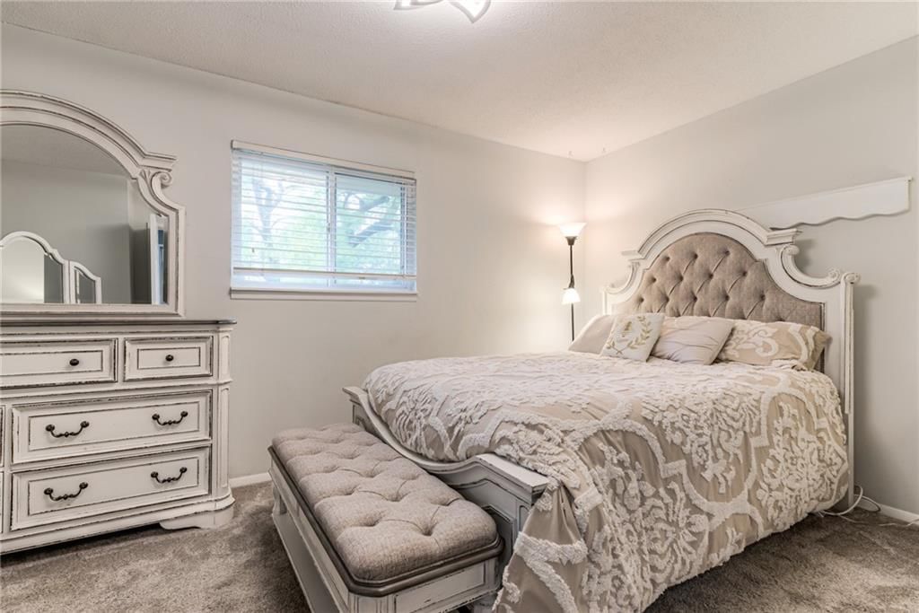 6968 NW Chapel Woods Lane — photo 20