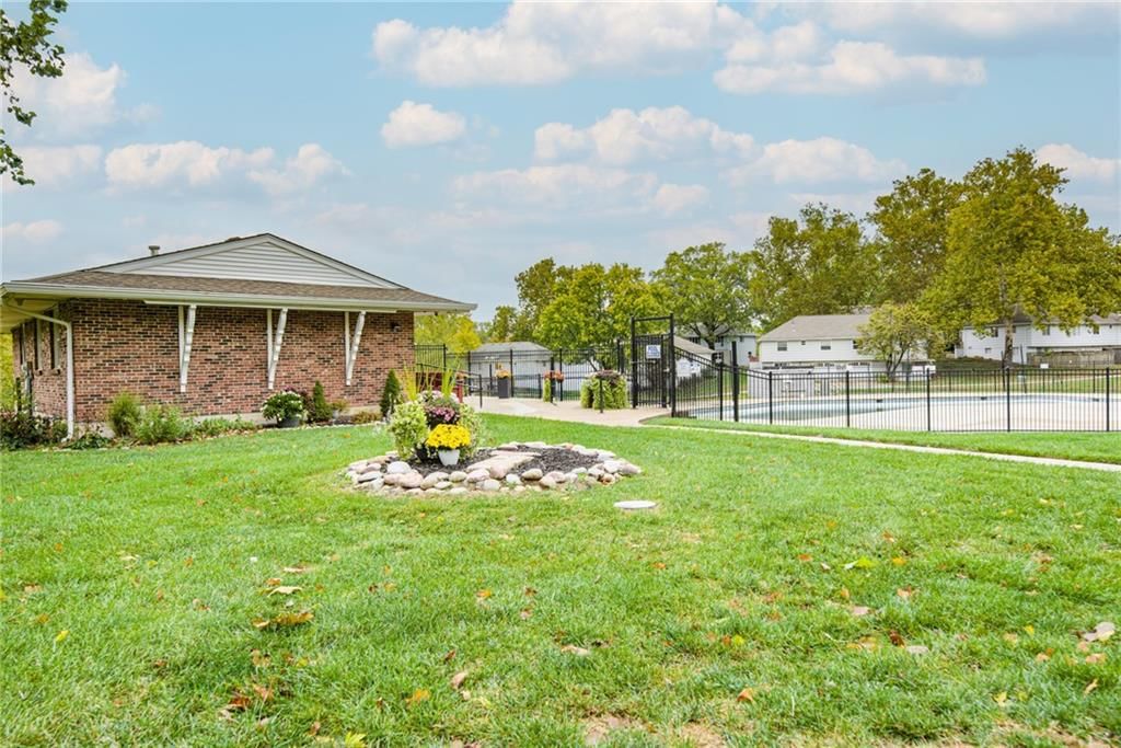 6968 NW Chapel Woods Lane — photo 33