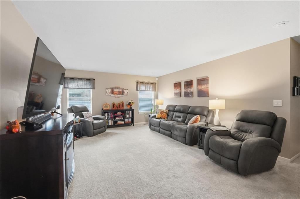1809 SE Ridgewood Drive — photo 4