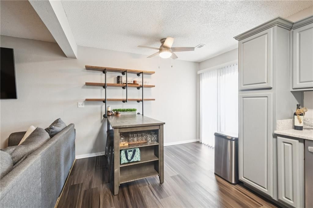 10633 E 46TH Terrace — photo 11