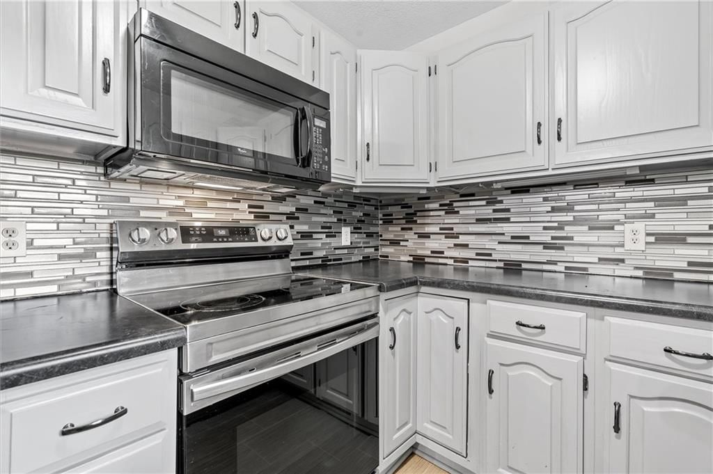 1101 WILLIAMS Street — photo 11