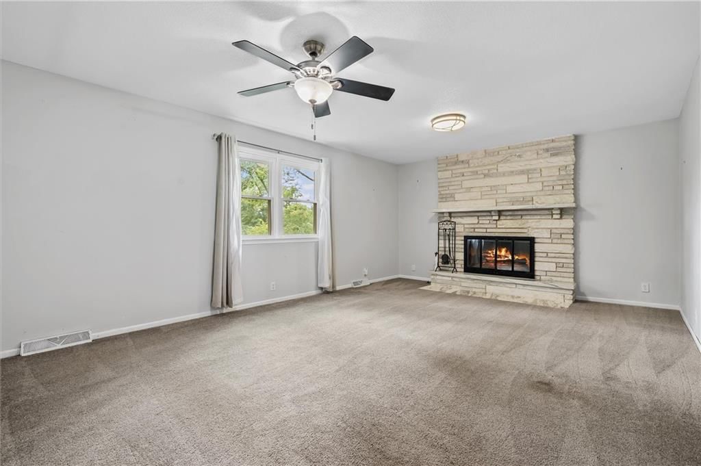 1101 WILLIAMS Street — photo 14
