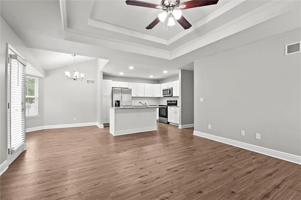 302 E Olive Street — photo 9