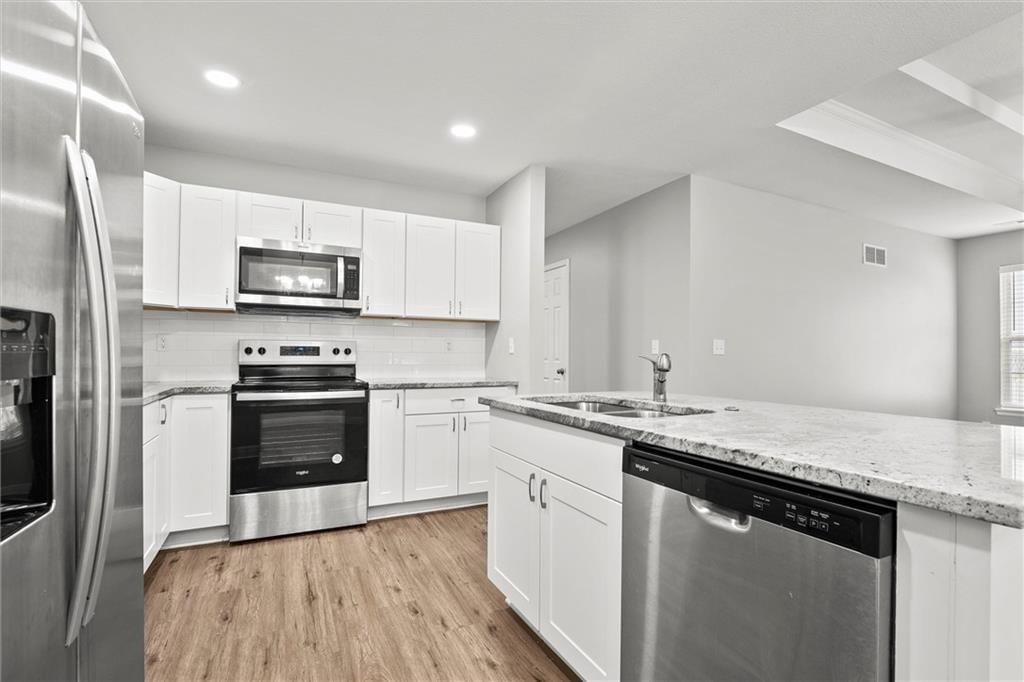 302 E Olive Street — photo 13