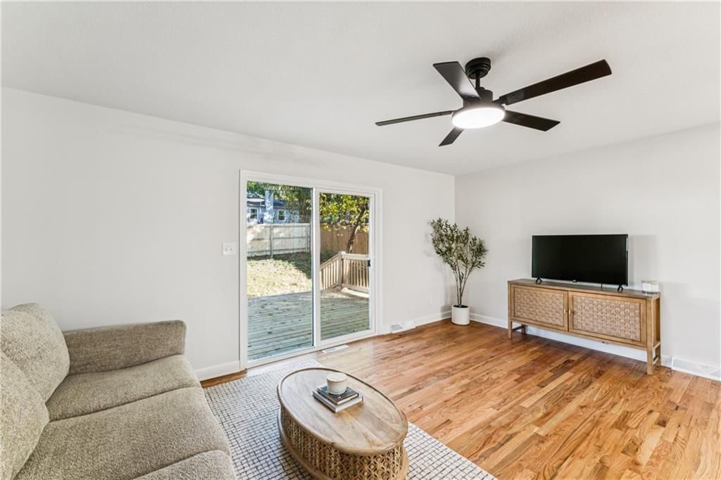 6018 W 102nd Street — photo 15