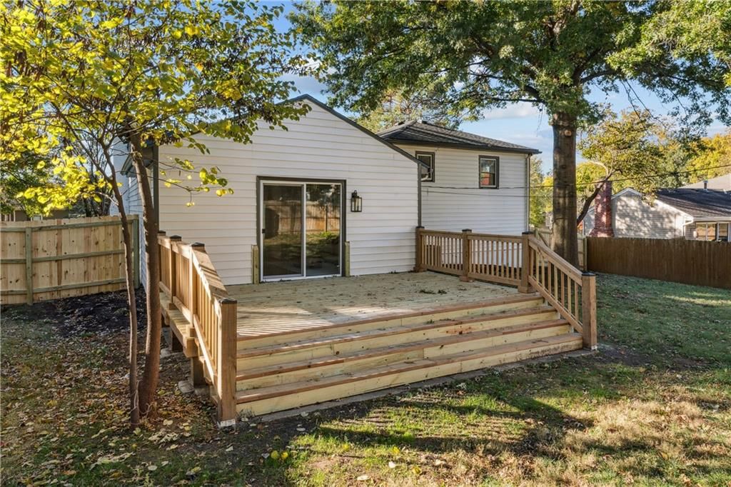 6018 W 102nd Street — photo 32