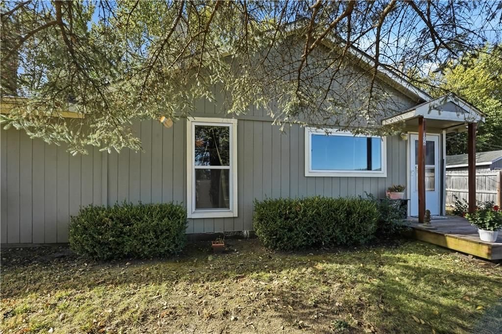 106 FREDERICK Lane — photo 4