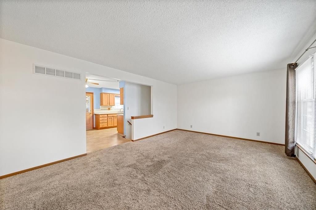 8618 Arlington Avenue — photo 5