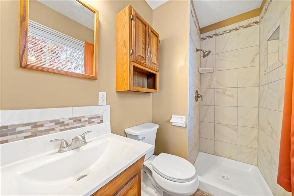8618 Arlington Avenue — photo 11