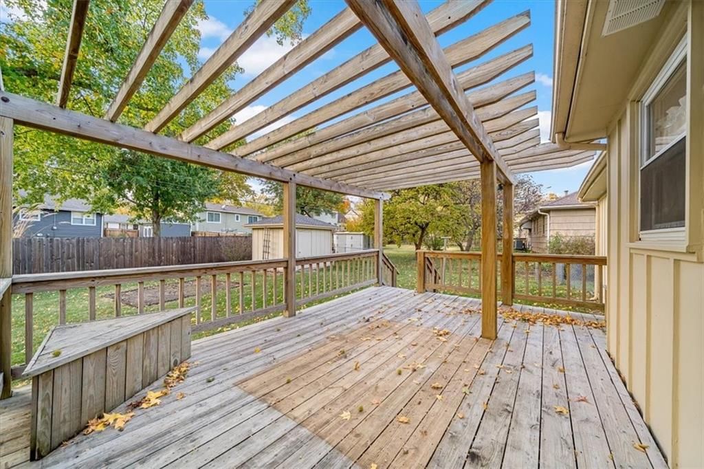 8618 Arlington Avenue — photo 18