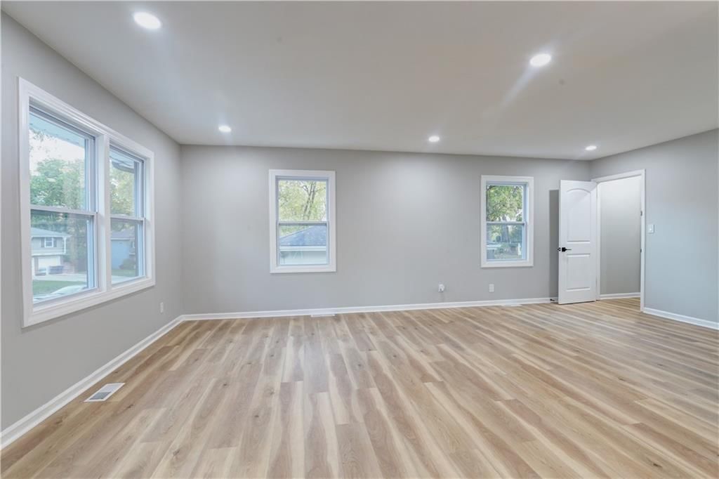 5221 NE 39th Street — photo 18