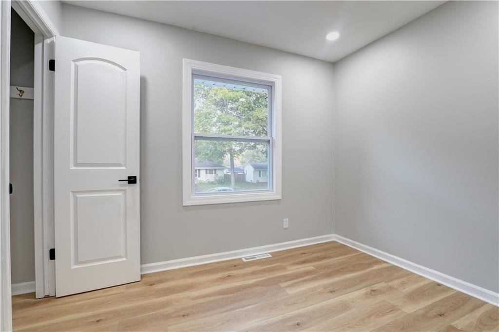 5221 NE 39th Street — photo 22