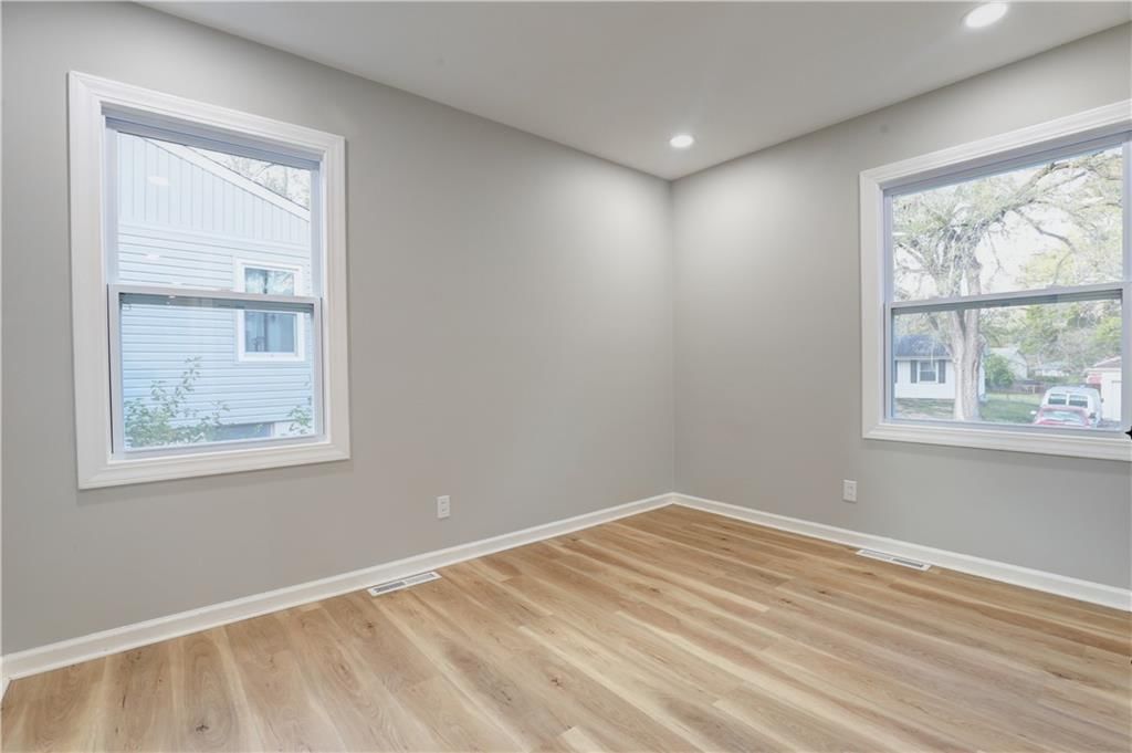 5221 NE 39th Street — photo 24