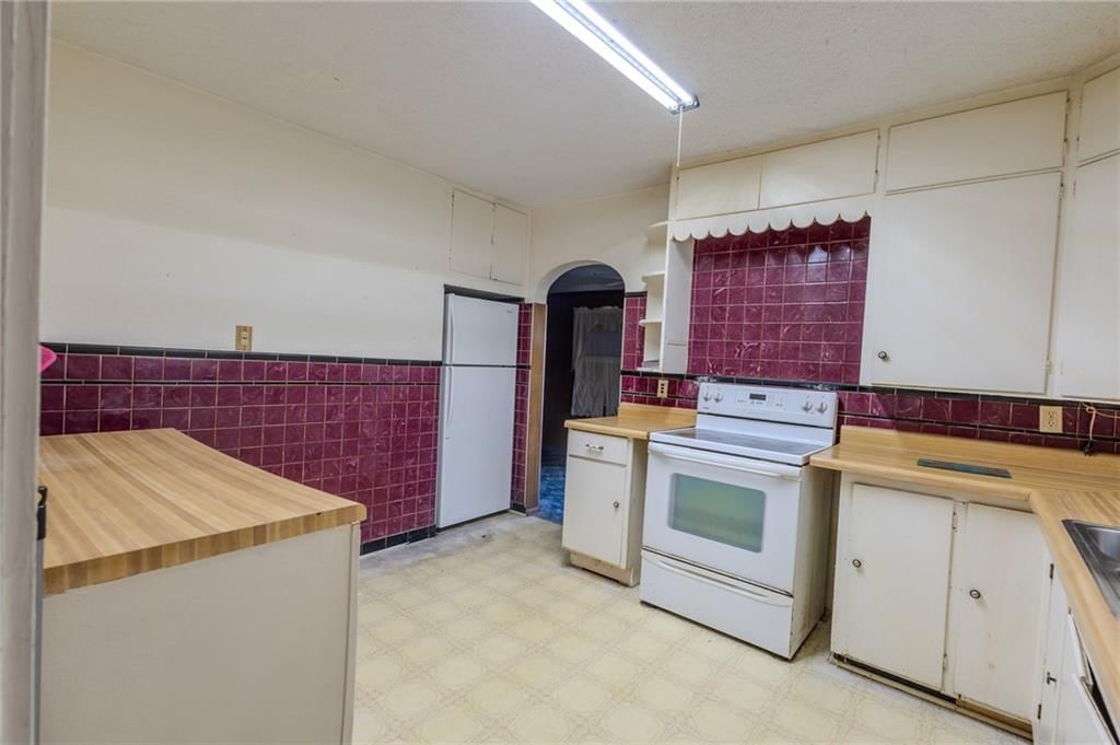 1412 W 6th Street — photo 17