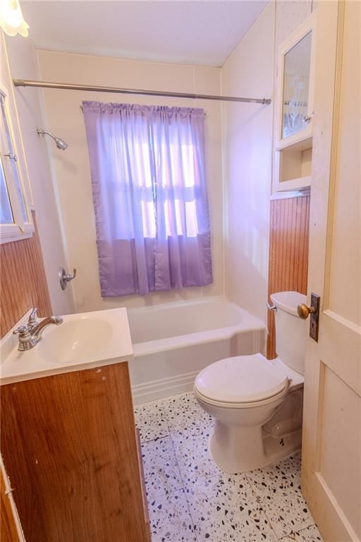 1412 W 6th Street — photo 28