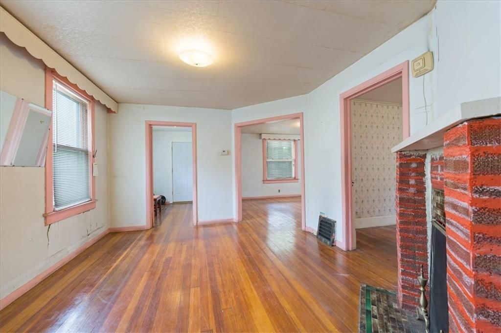 2054 N Tremont Street — photo 7
