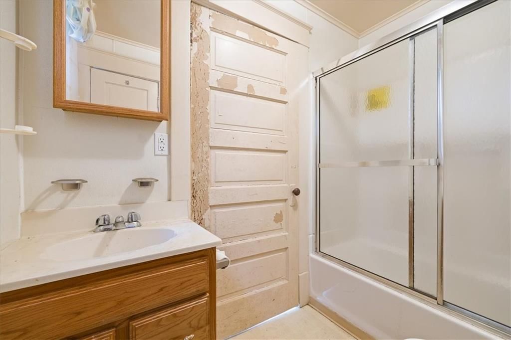 2054 N Tremont Street — photo 9